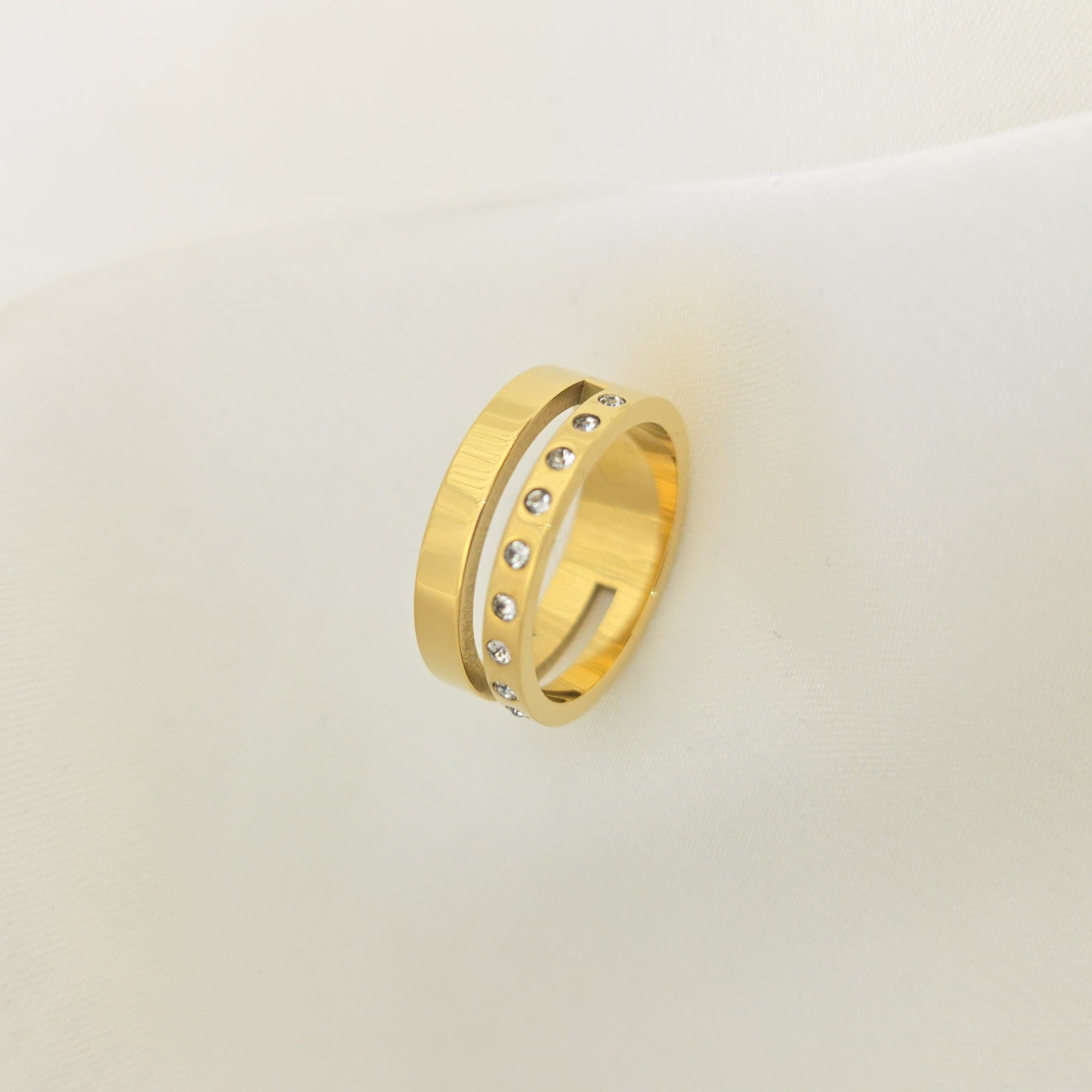 Gold Glimmer